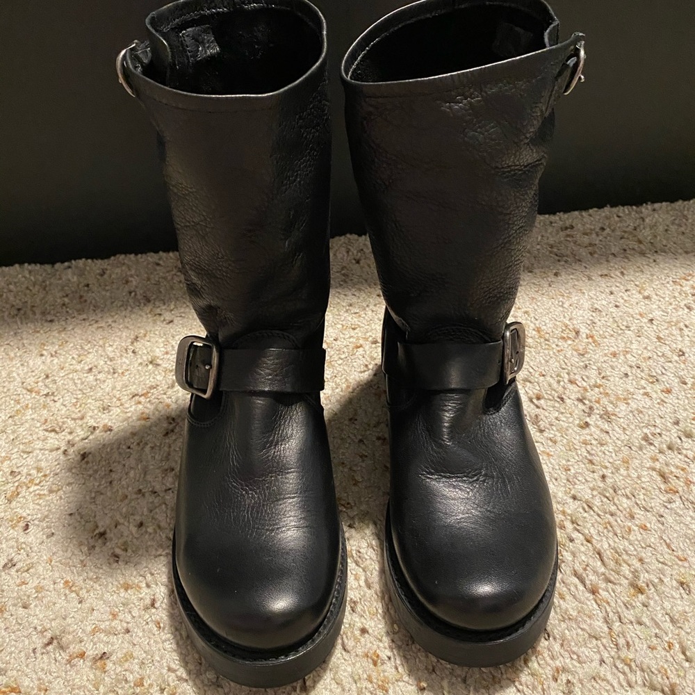 Frye black boots size 7